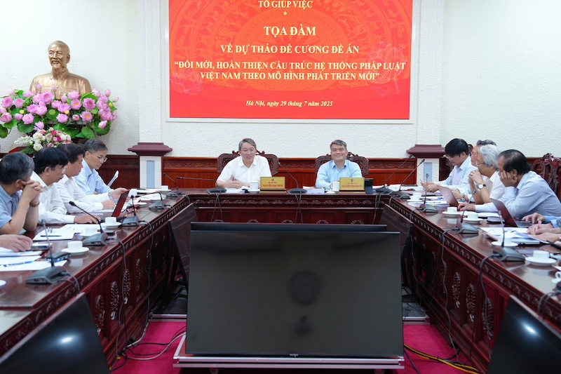 Tạo đột phá thể chế, hoàn thiện môi trường pháp lý cho phát triển kinh tế - xã hội